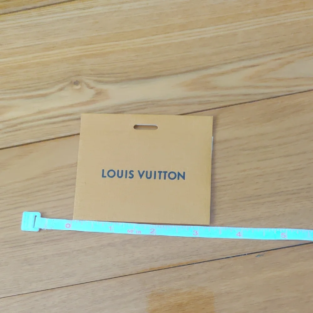 Louis Vuitton Yellow Set with Blue Accents - Picture 5 of 10